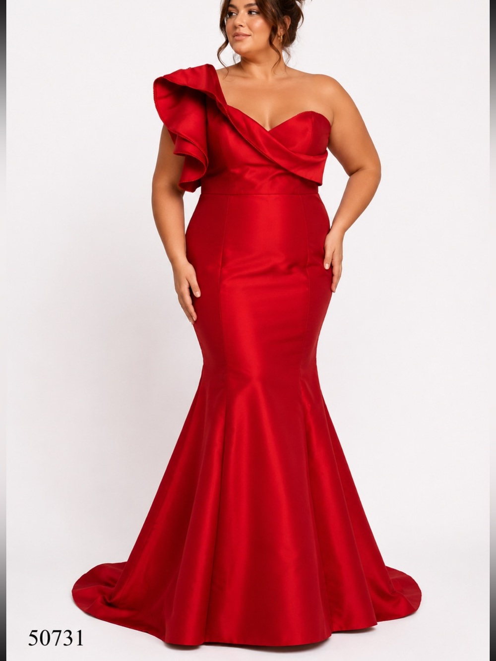 Tarik Ediz Rolina Gown in Red size 14